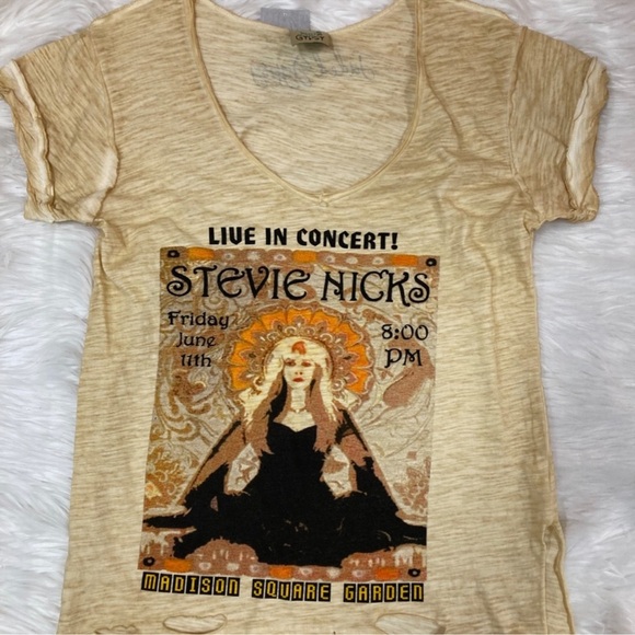 NWOT- Jaded Gypsy Distressed Stevie Nicks Rare Tee. Size S/M (oversized fit) - Picture 6 of 6